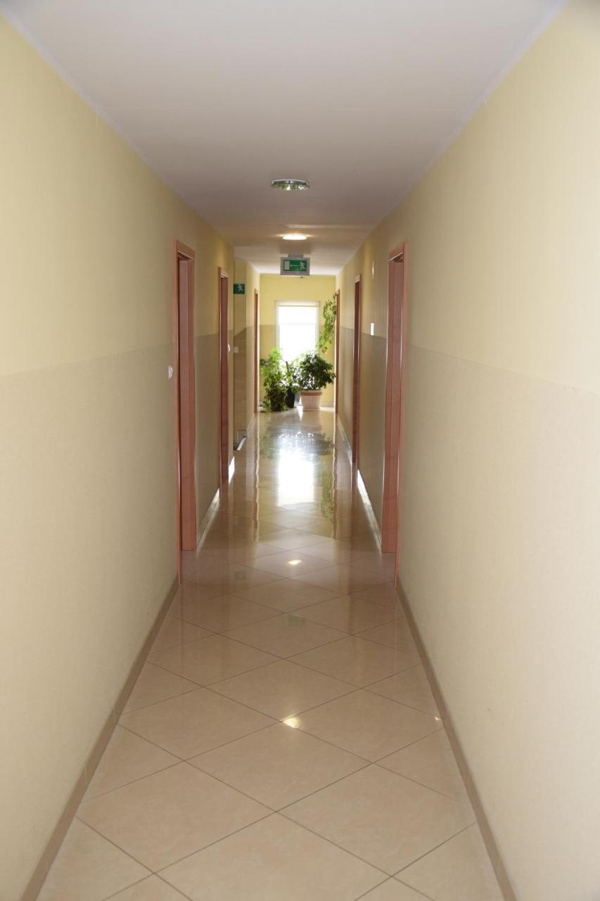 Inter-Bar-Motel Nowe Marzy Exteriér fotografie